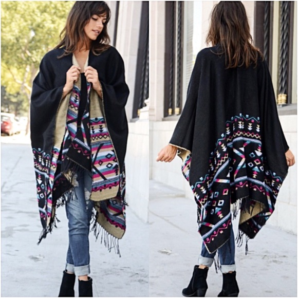 Bohemian Reversible Sweater Poncho Wrap OSFM - Picture 5 of 7